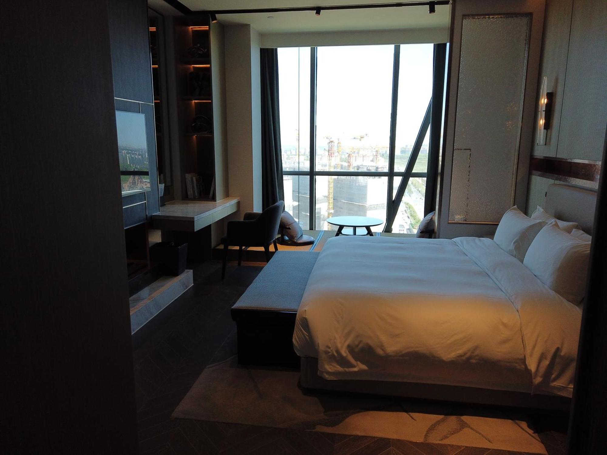 L+Snow Supreme Hotel Шанхай Екстериор снимка